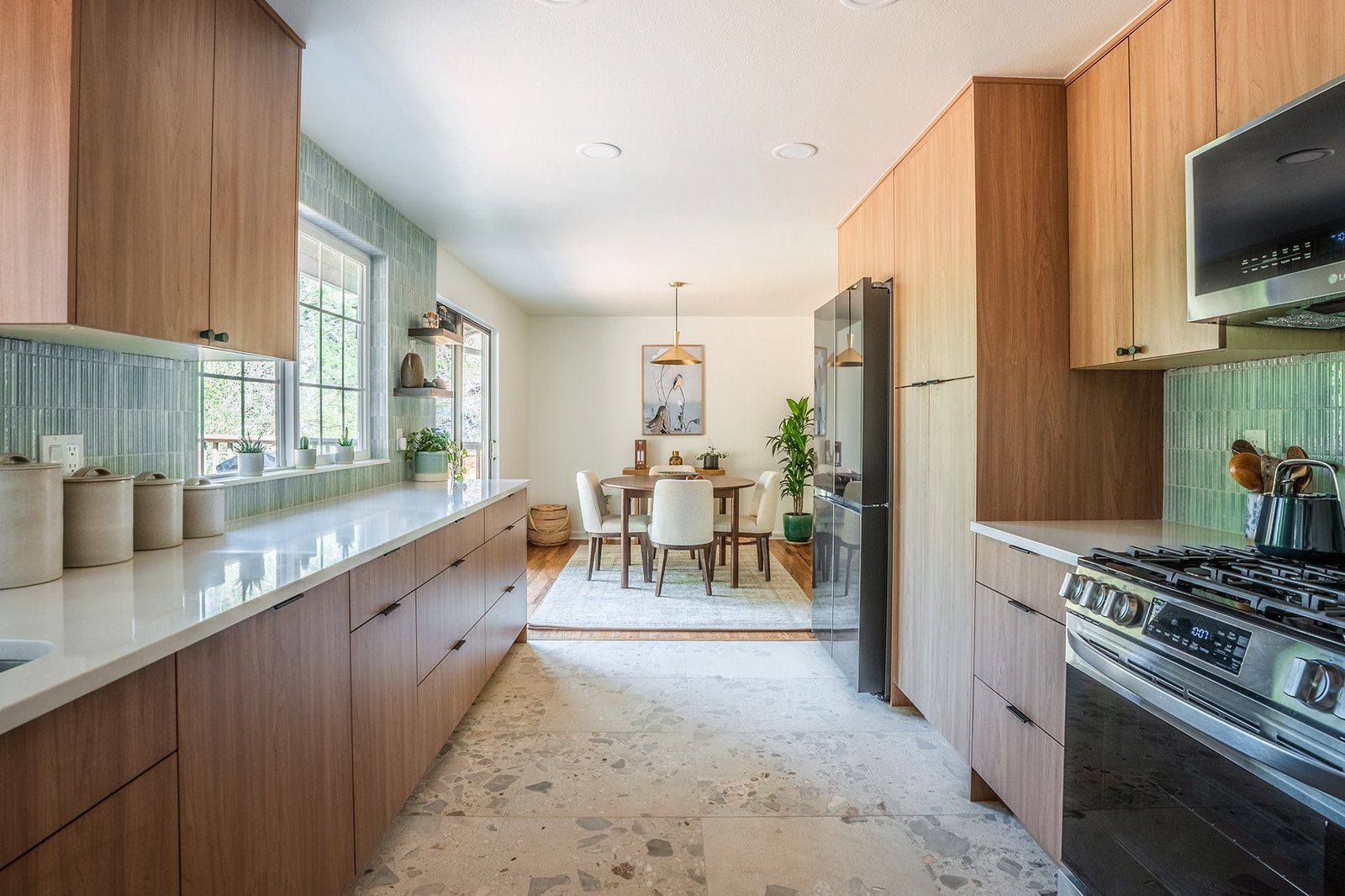 Warm Modern Kitchen Kitchen Remodel in Bellevue, WA by Equinox Builders project photo