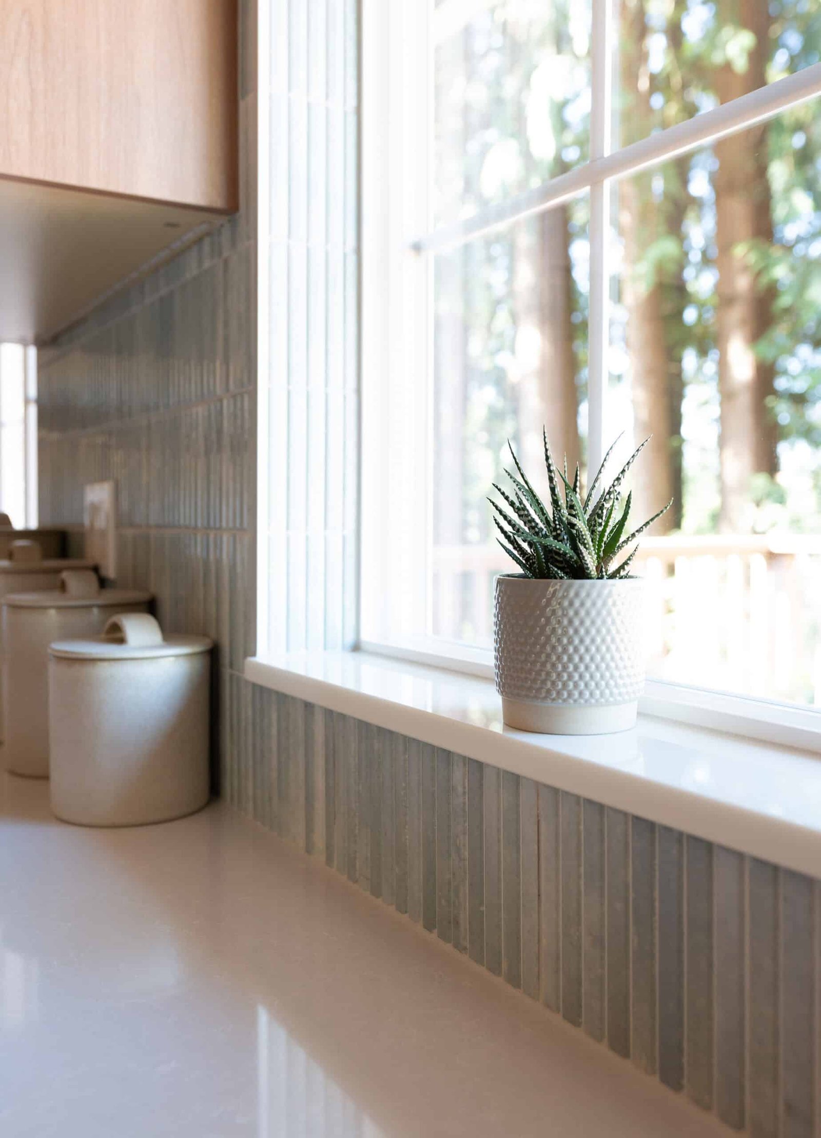 Warm Modern Kitchen Kitchen Remodel in Bellevue, WA by Equinox Builders project photo 2
